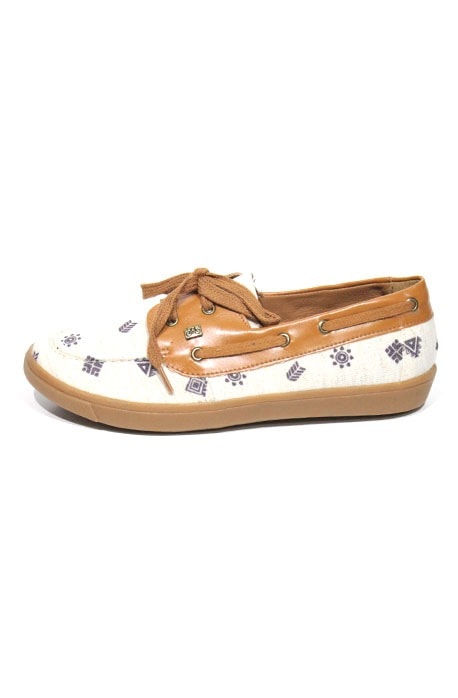 Dockside Aragana Feminino Formas Creme