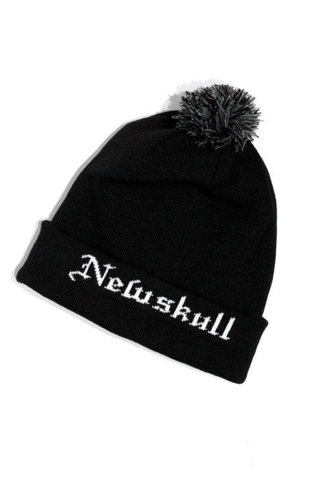 Touca Gorro NewSkull Preta com Pompom