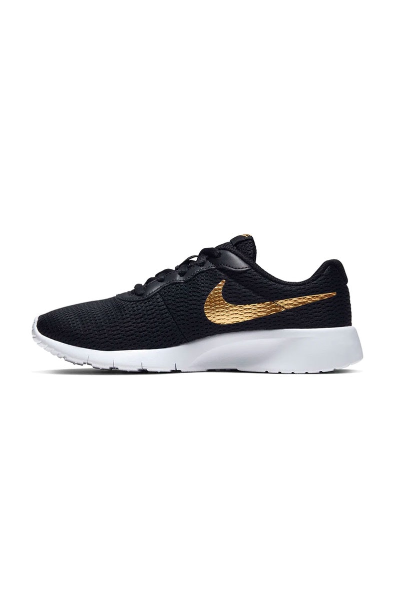 Tênis NIKE Tanjun BG Feminino Preto/Dourado