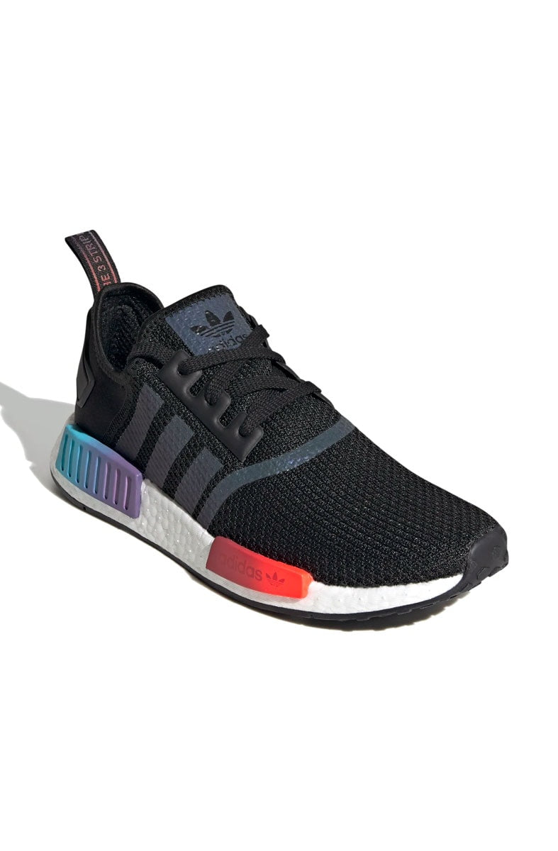Tênis Adidas NMD R1 Preto/Gradiente