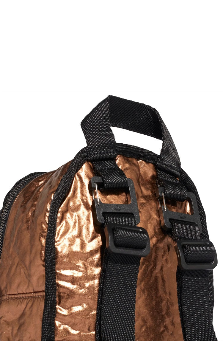 Mochila Adidas Mini Dourada