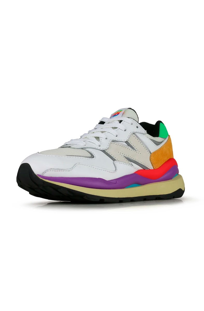Tênis New Balance 5740 M5740LA Branco/Roxo/Vermelho
