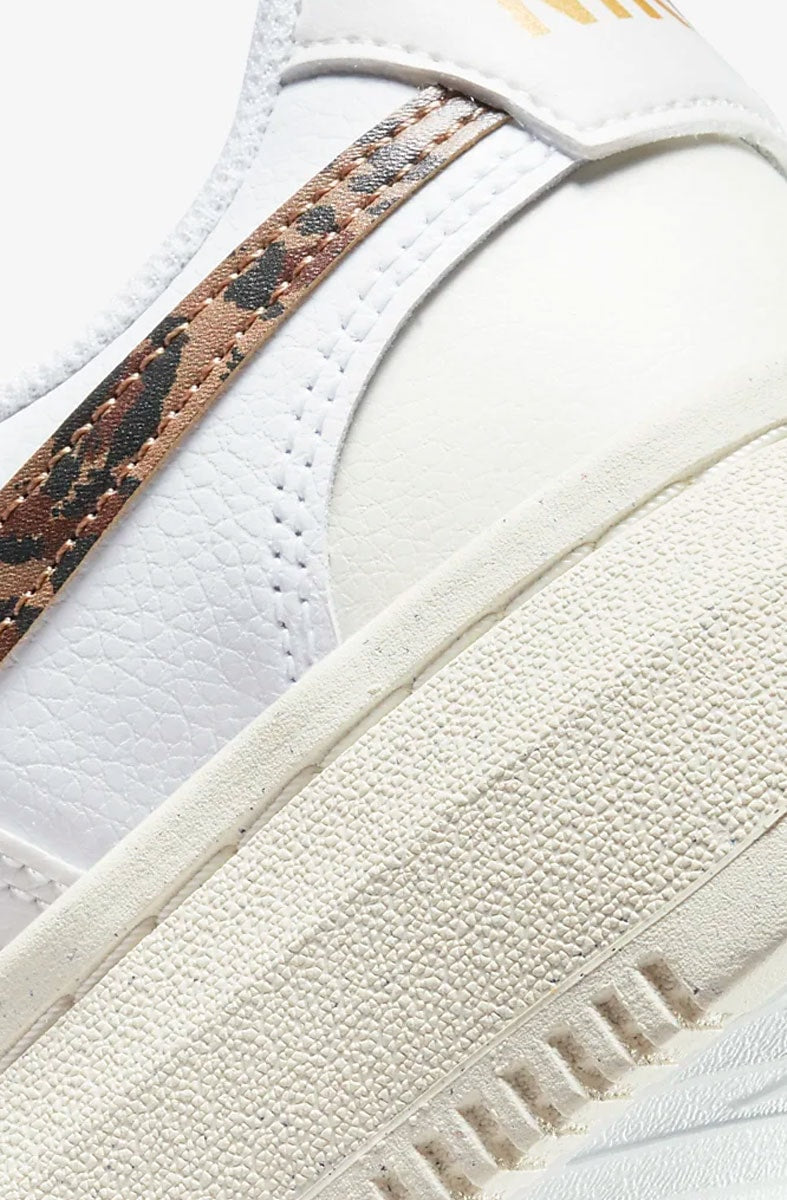 Tênis Nike Court Vision Alta Leopard Feminino Branco/Bege