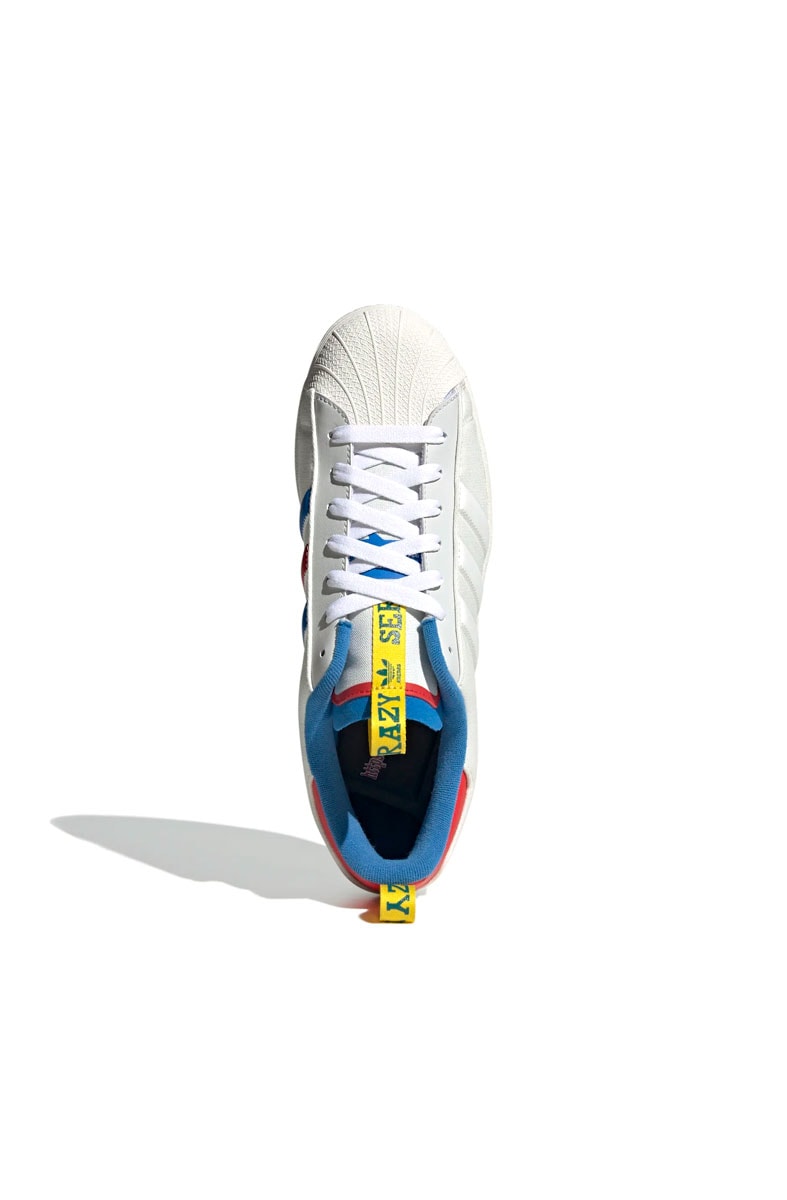 Tênis Adidas Superstar x Tony's Chocolonely Branco/Azul/Vermelho