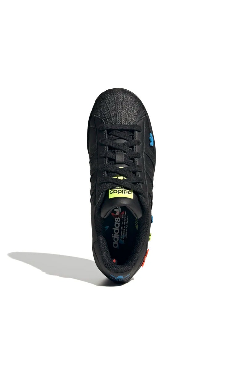 Tênis Adidas Superstar Preto/Color