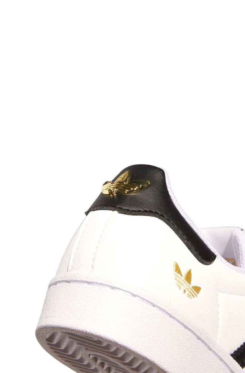 Tênis Adidas Superstar J Branco/Preto/Dourado