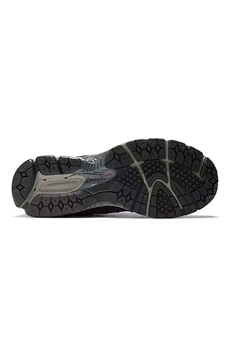 Tênis New Balance M2002R Protection Pack Masculino Eclipse/Magnet/Black M2002RDO