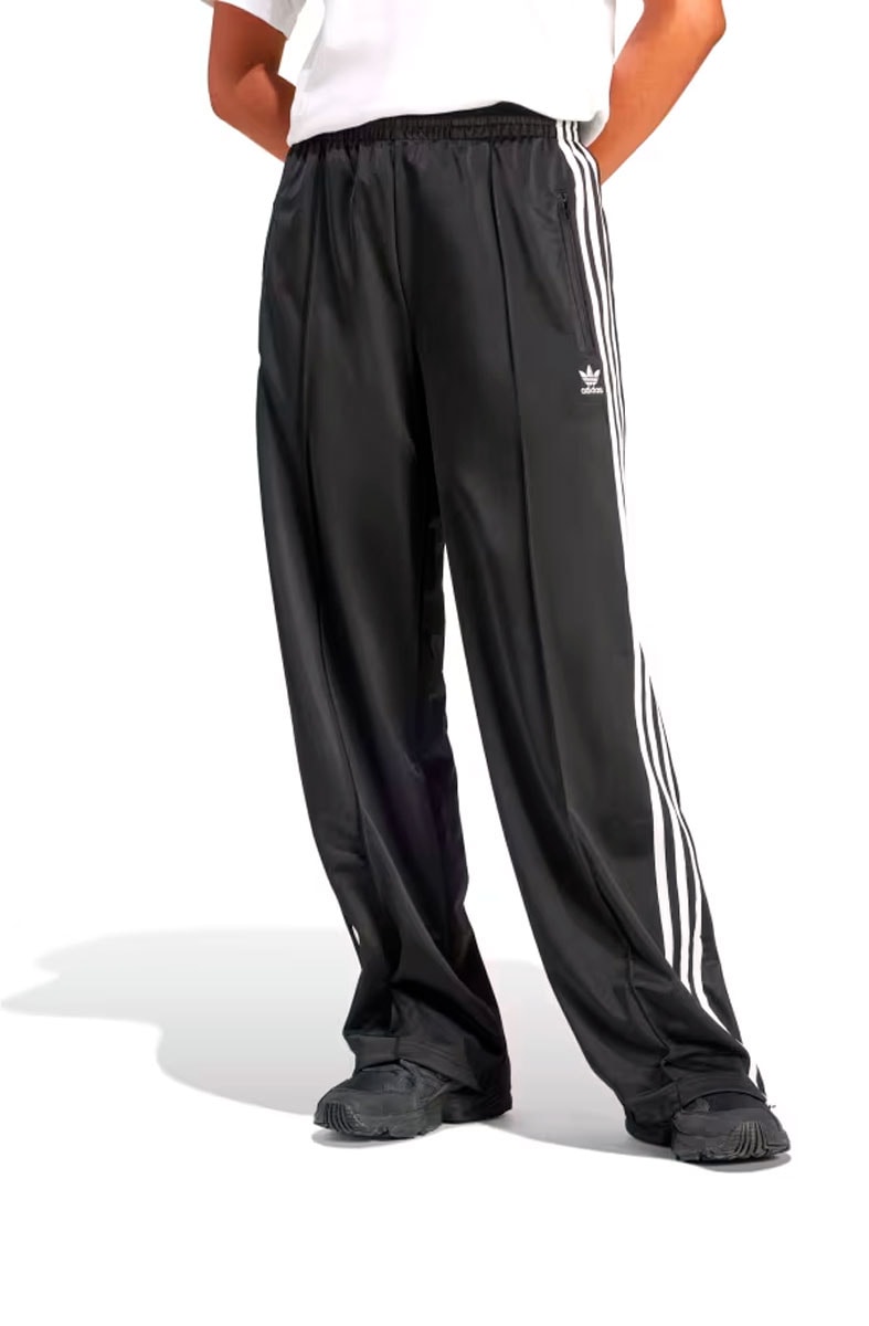 Calça Adidas Firebird Loose Track Preto/Branco