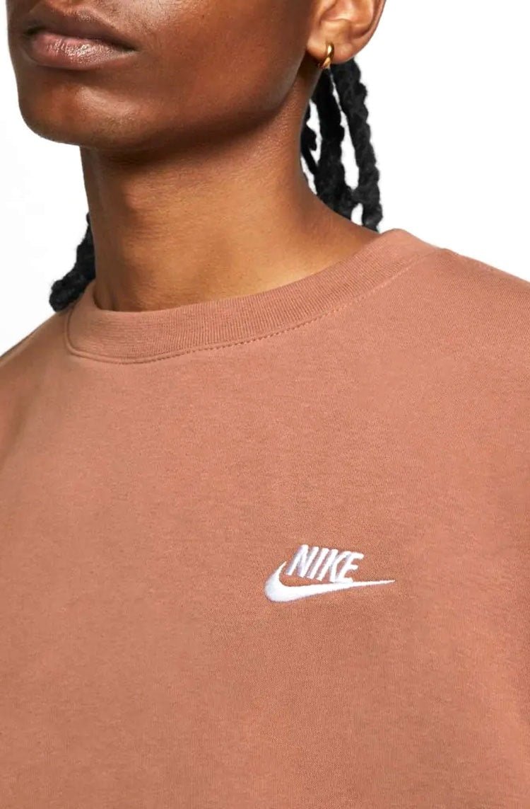 Blusão Nike Sportswear Club Masculino Marrom/Branco - NewSkull