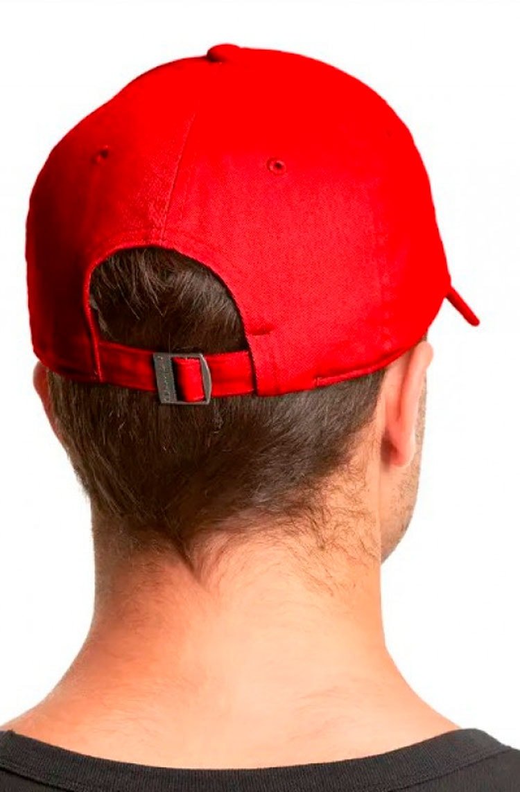 Boné Champion Vermelho Aba Curva Dad Hat Vermelho - NewSkull