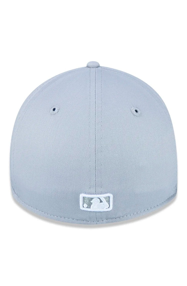 Boné New Era 39THIRTY MLB New York Yankees Cinza/Branco - NewSkull