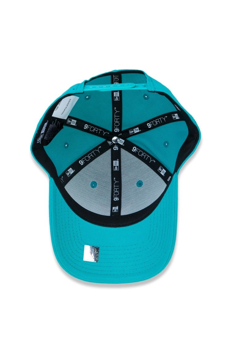Boné New Era 9forty Snapback Aba Curva Charlotte Hornets Time Verde/Roxo - NewSkull