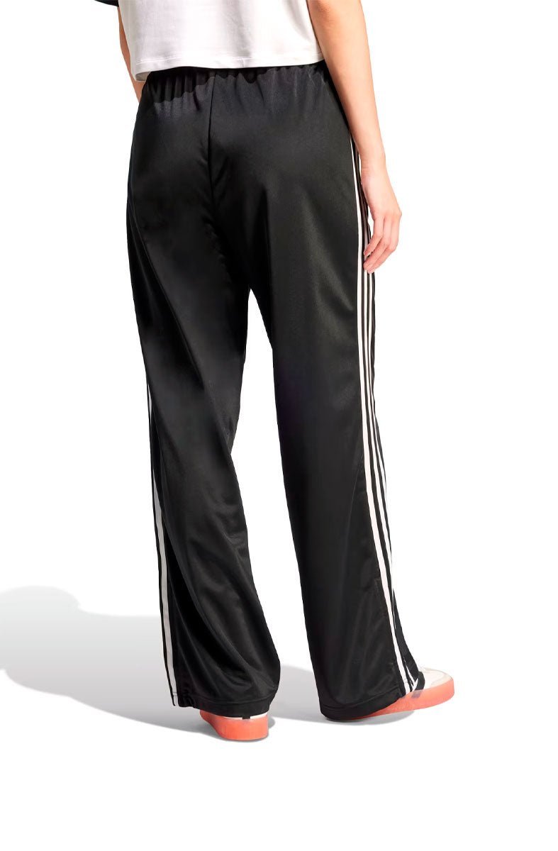 Calça Adidas Folgada Adicolor Firebird Classics Preto/Branco - NewSkull