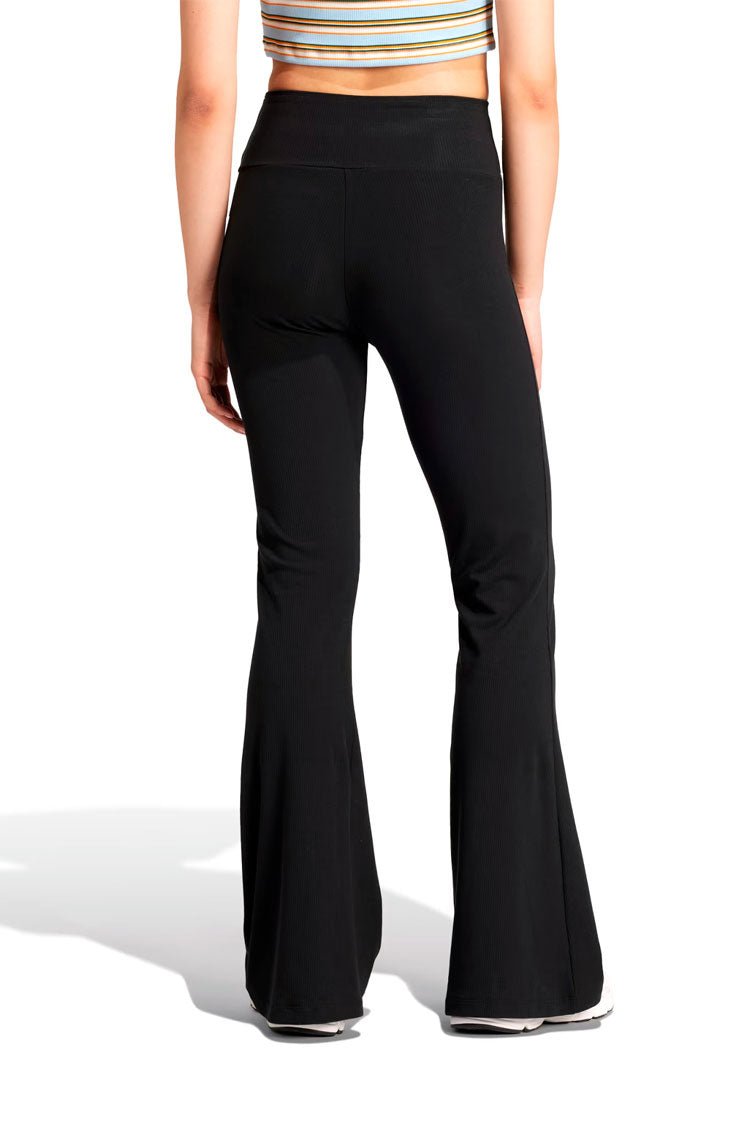 Calça Adidas Legging Essentials Rib Flared Preto - NewSkull
