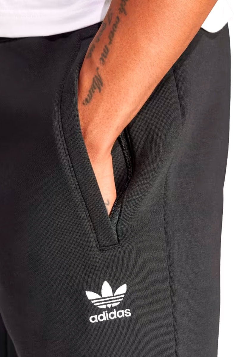 Calça Adidas Trefoil Essentials Preto/Branco - NewSkull