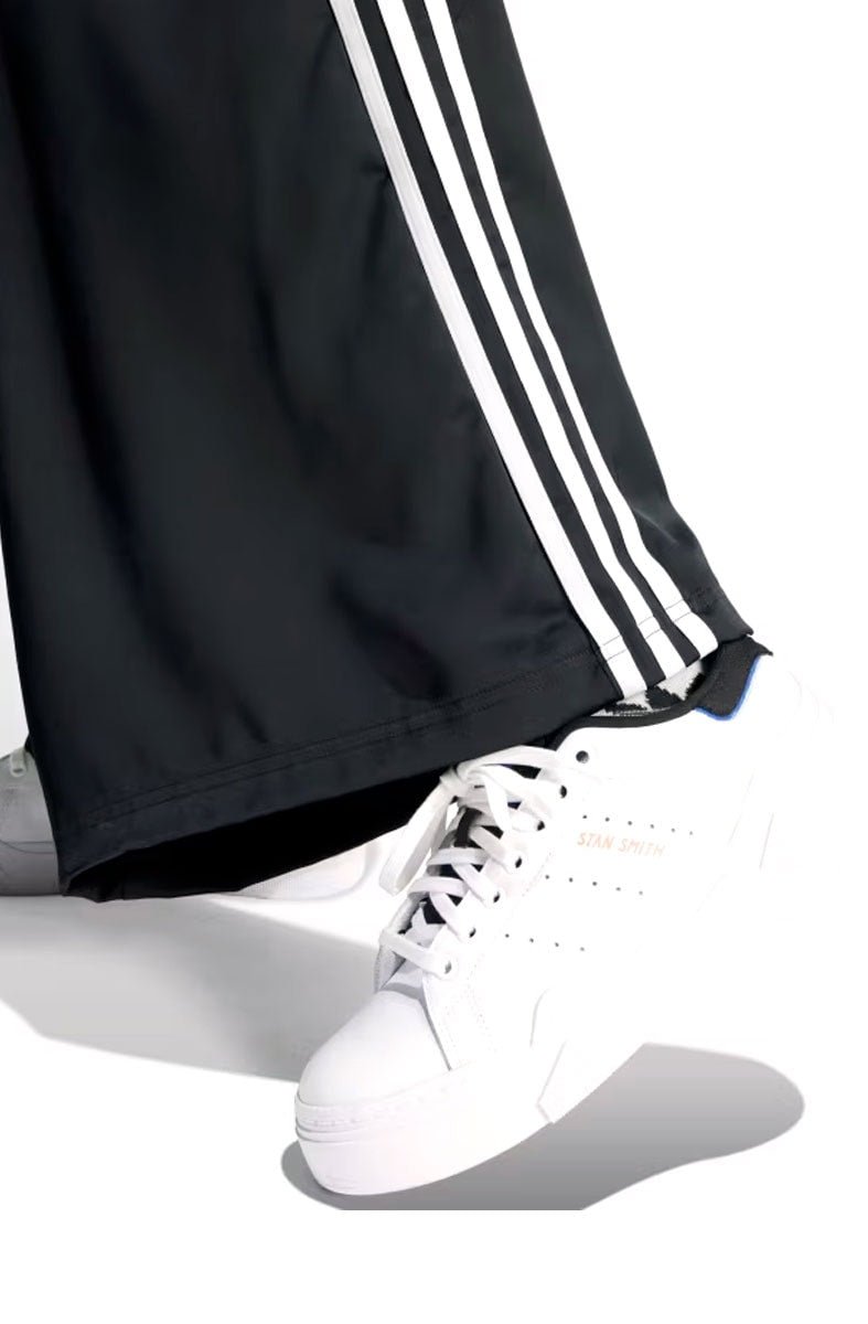 Calça Adidas Wide Leg Cetim Preto/Branco - NewSkull