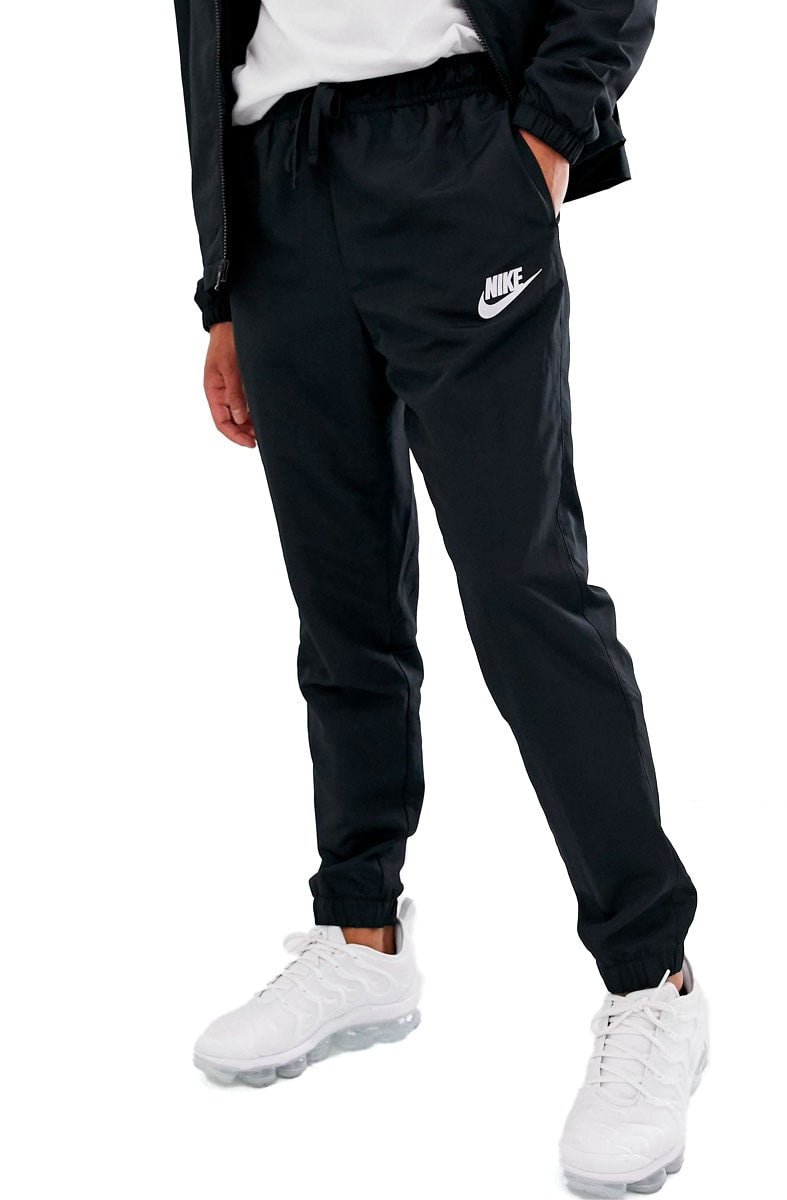 CALÇA NIKE QUEBRA VENTO SPORTSWEAR PRETO - NewSkull