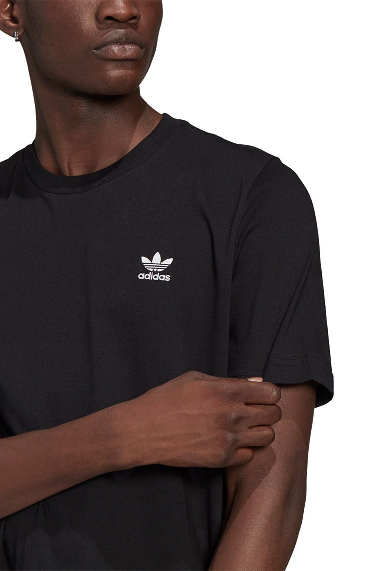 Camiseta Adidas Adicolor Essentials Trefoil Preta/Branca - NewSkull