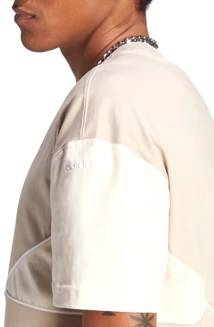 Camiseta Adidas Adicolor Seasonal Archive Bege - NewSkull