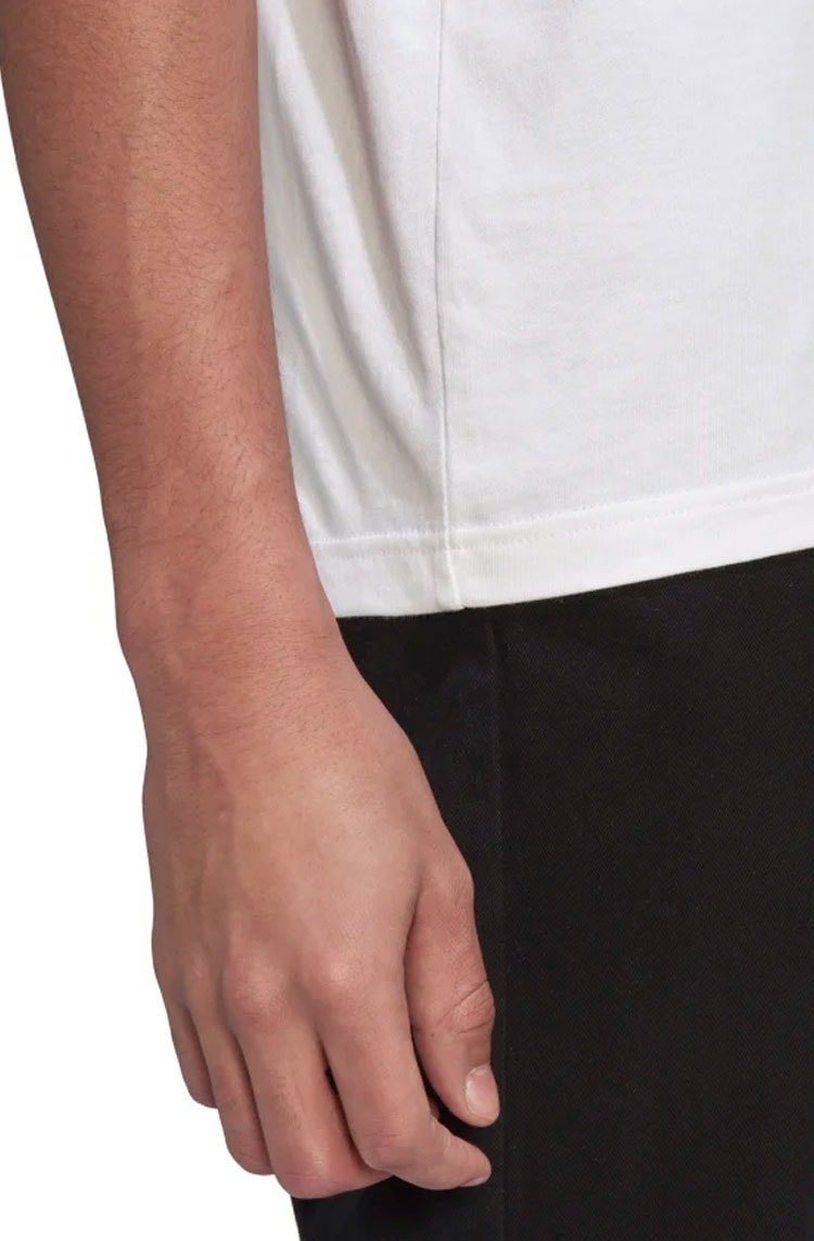 Camiseta Adidas Camuflada Gráfica Branco - NewSkull