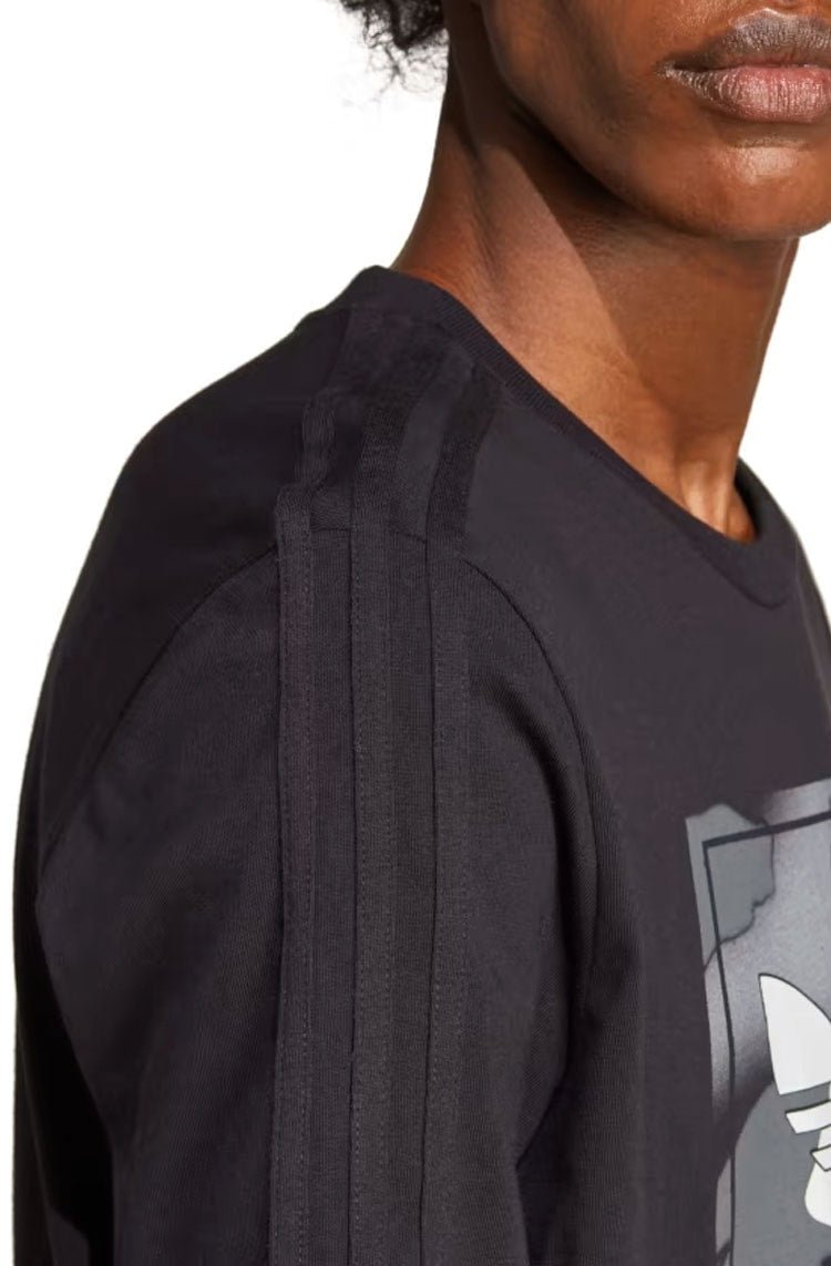 Camiseta Adidas Estampada Camo Tongue Preto - NewSkull