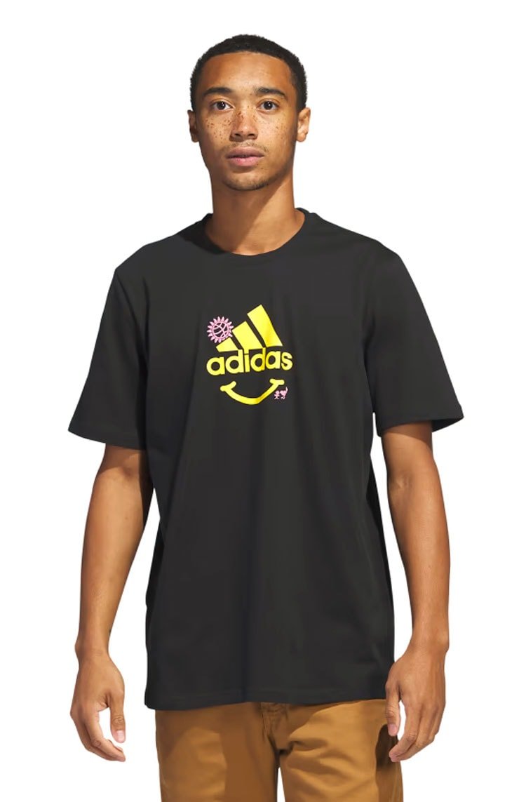 Camiseta Adidas Estampada Change Through Sports Preto/Amarelo - NewSkull