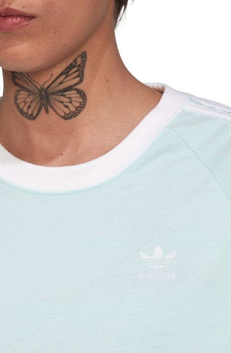 Camiseta Adidas Graphic Azul Claro/Branco - NewSkull