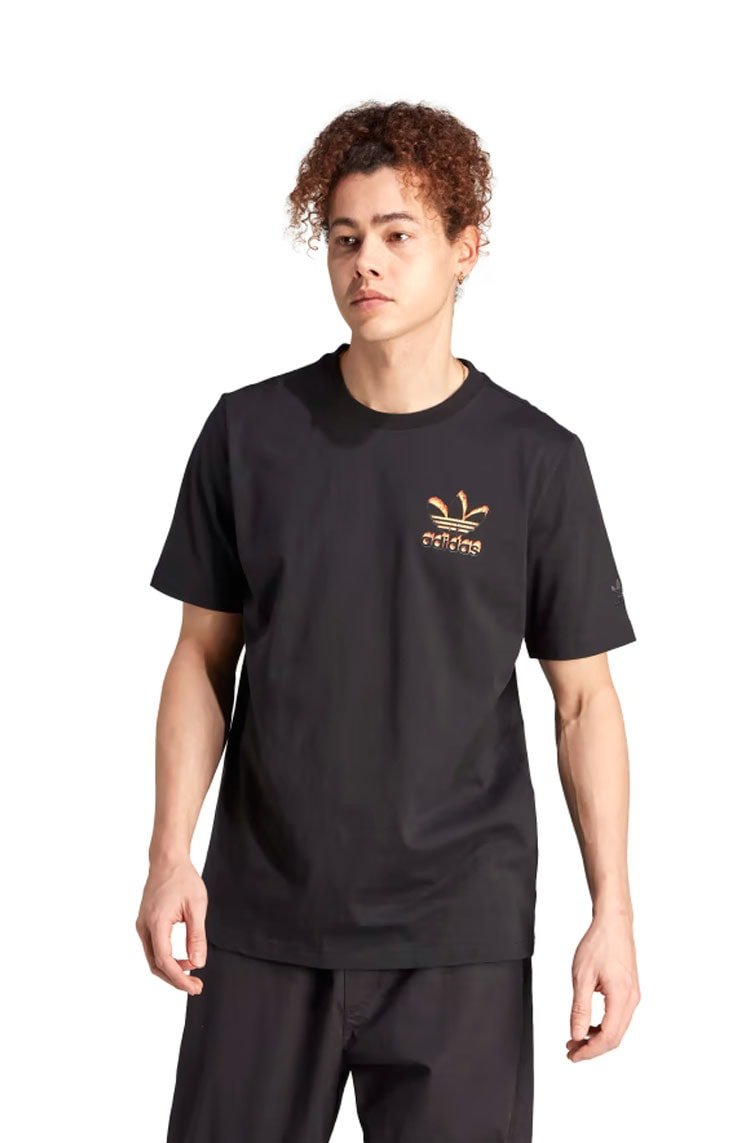 Camiseta Adidas Graphics Fire Trefoil Preto - NewSkull