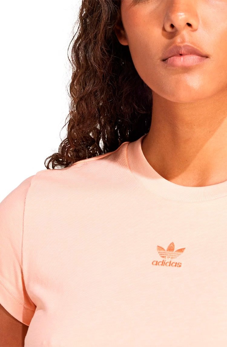 Camiseta Adidas Slim Essentials Rosa Claro - NewSkull