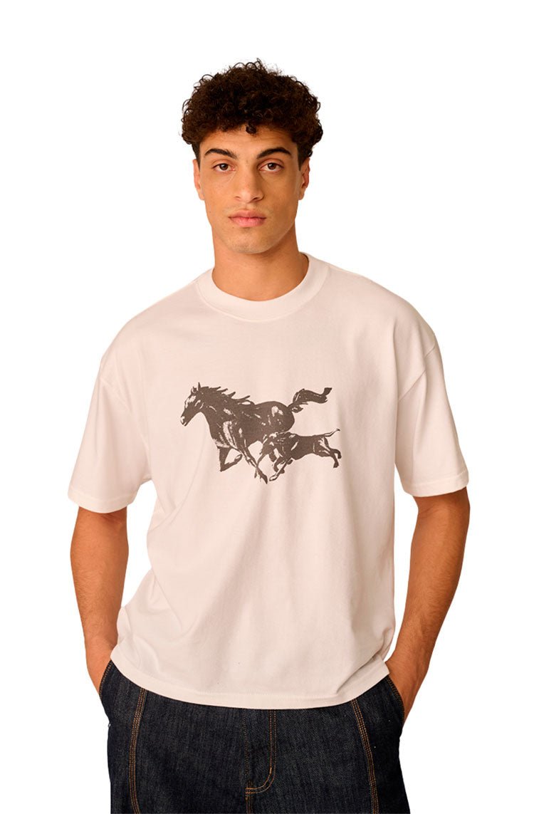 Camiseta CARNAN Companions Boxy T-shirt Off - White - NewSkull