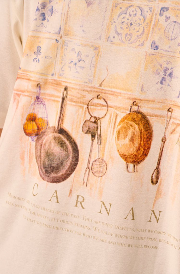 Camiseta CARNAN Family Kitchen Heavy T-shirt Off - White - NewSkull