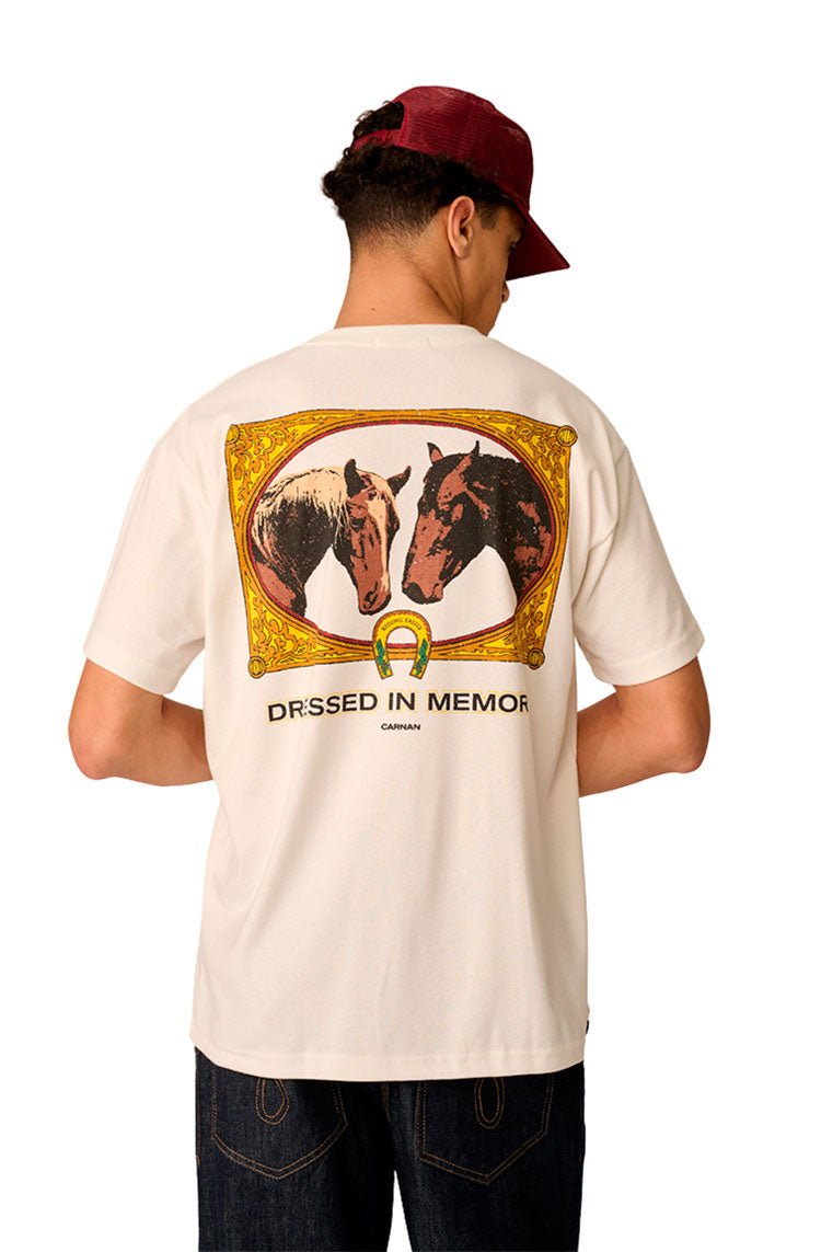 Camiseta CARNAN Horses Painting Heavy T-shirt Off - White - NewSkull