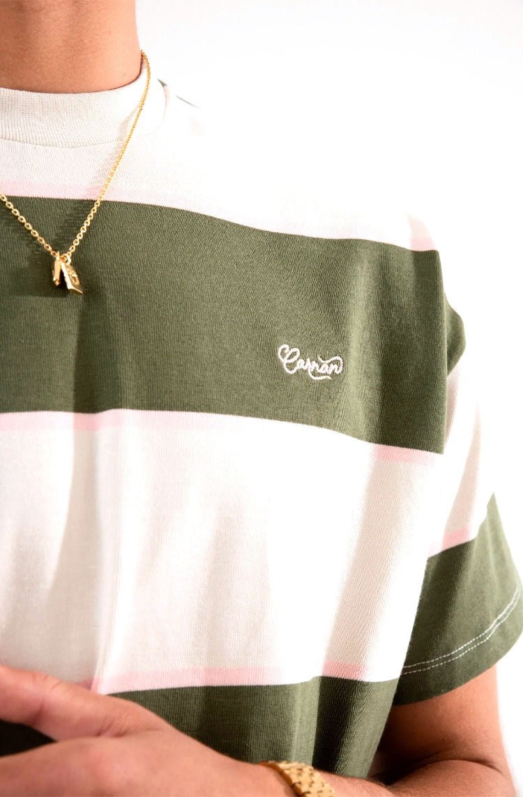 Camiseta CARNAN Striped Premium T-shirt Off - White/Verde - NewSkull
