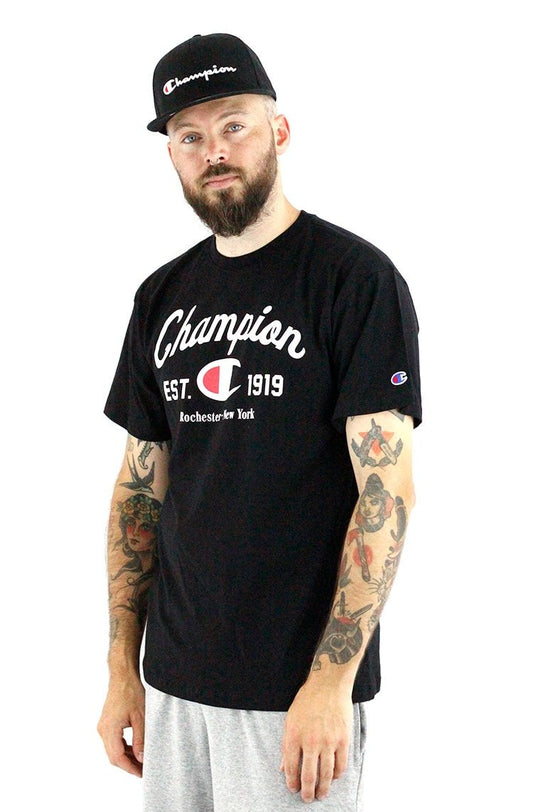 Camiseta Champion Logo Arc Script Preta - NewSkull