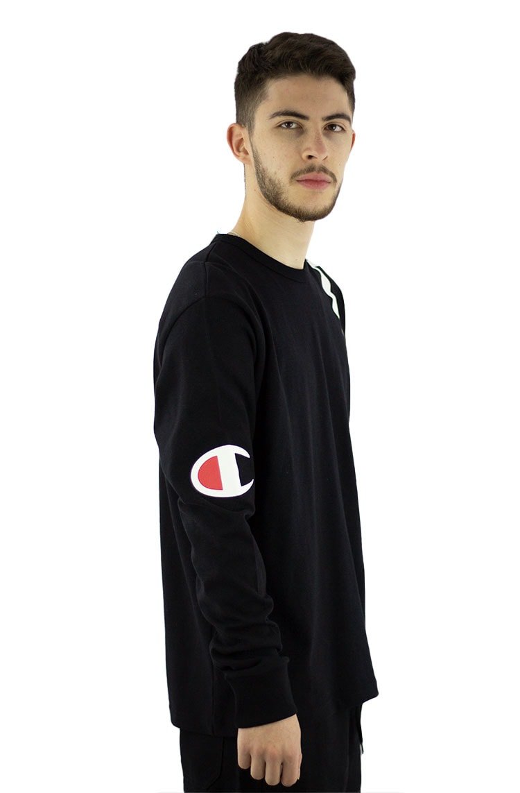 Camiseta Champion Manga Longa Malha Grossa Shoulder Script Logo Ink Preta/Branca - NewSkull