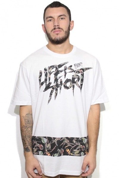 Camiseta Extra Grande Blunt Life Is Short Branco - NewSkull