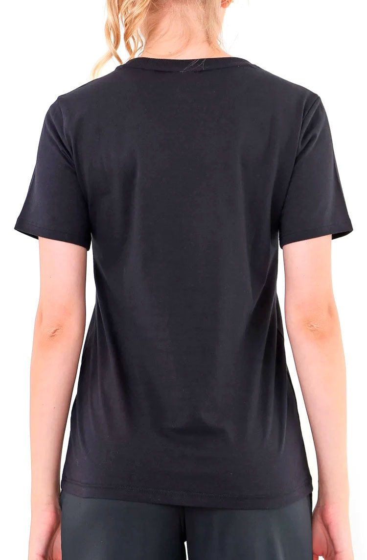 Camiseta Fila Basic Letter Feminina Preta/Branca - NewSkull