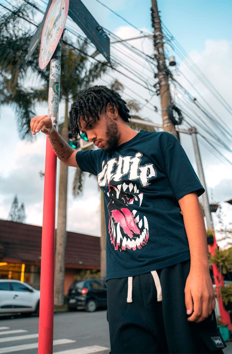 Camiseta Impie Bite Azul Marinho - NewSkull