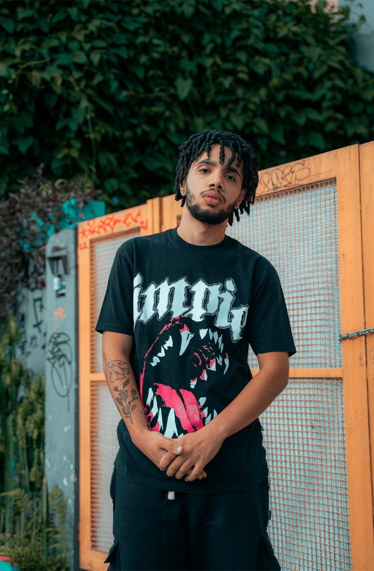 Camiseta Impie Bite Preta - NewSkull