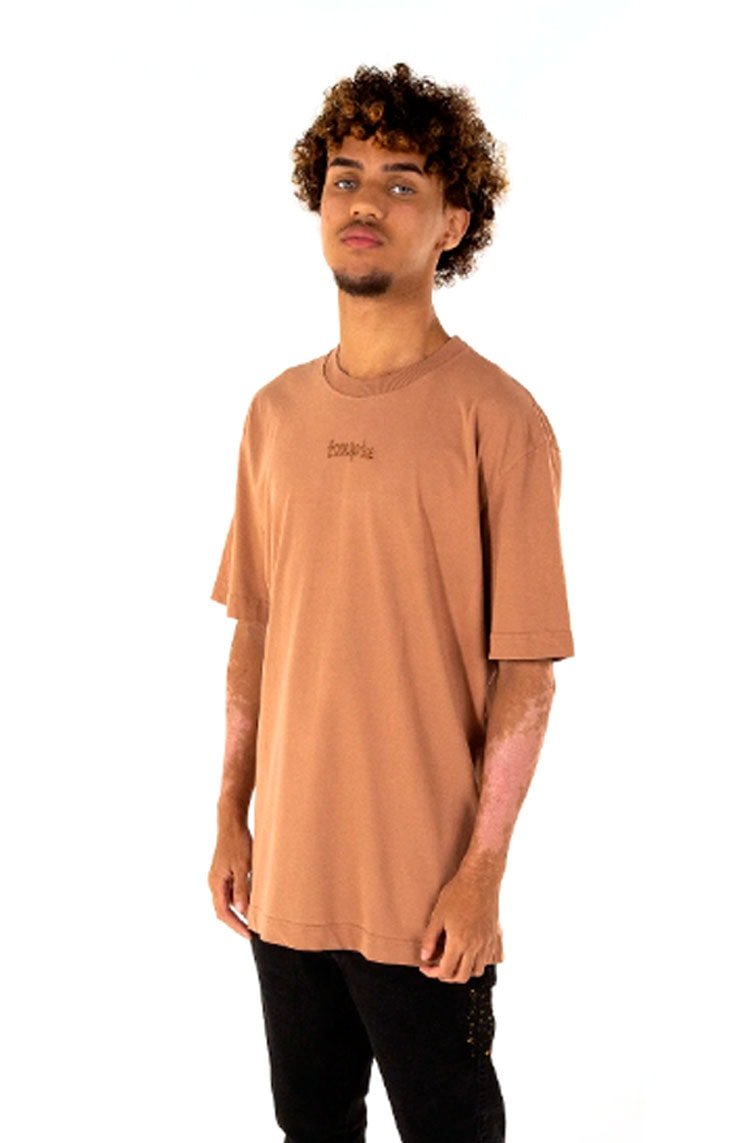 Camiseta Impie Embroidered Logo Marrom - NewSkull