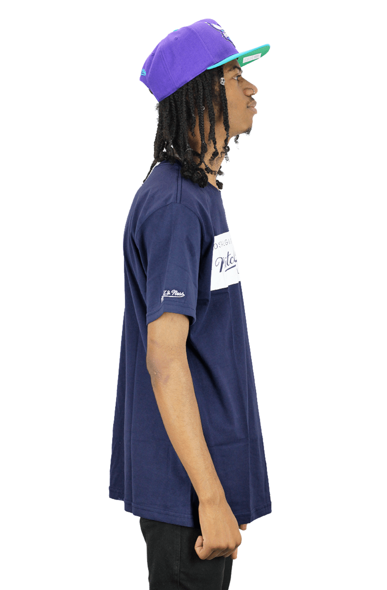 Camiseta Mitchell e Ness Box Logo Azul - NewSkull