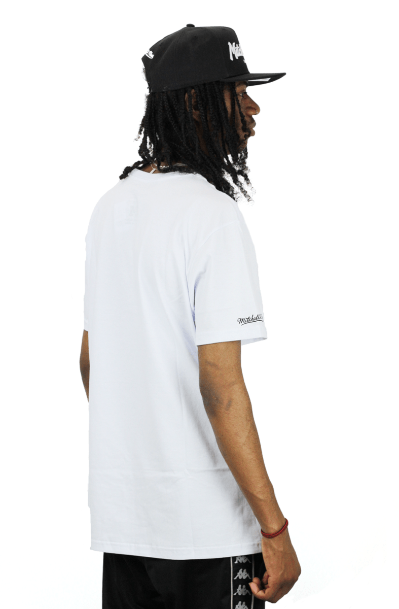 Camiseta Mitchell e Ness Box Logo Branca - NewSkull