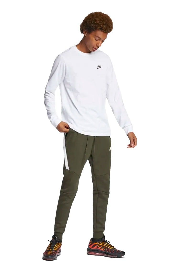 Camiseta Nike Manga Longa Sportswear Branca/Preta - NewSkull