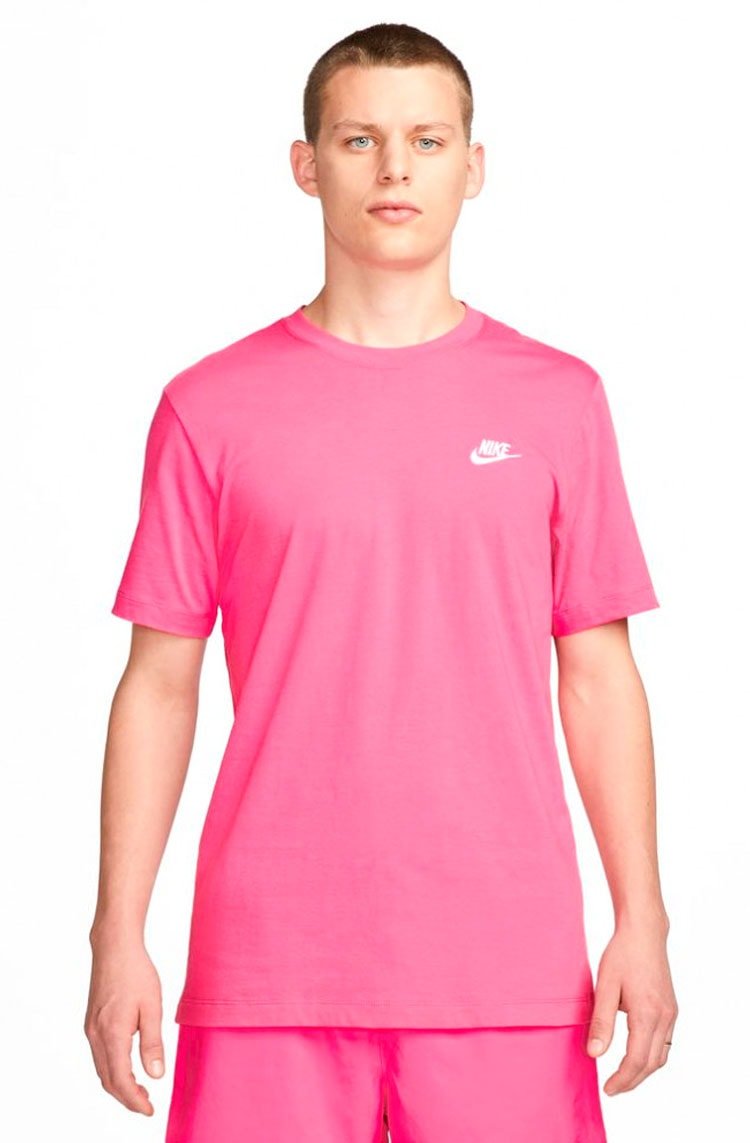 Camiseta Nike Sportswear Clube Rosa - NewSkull