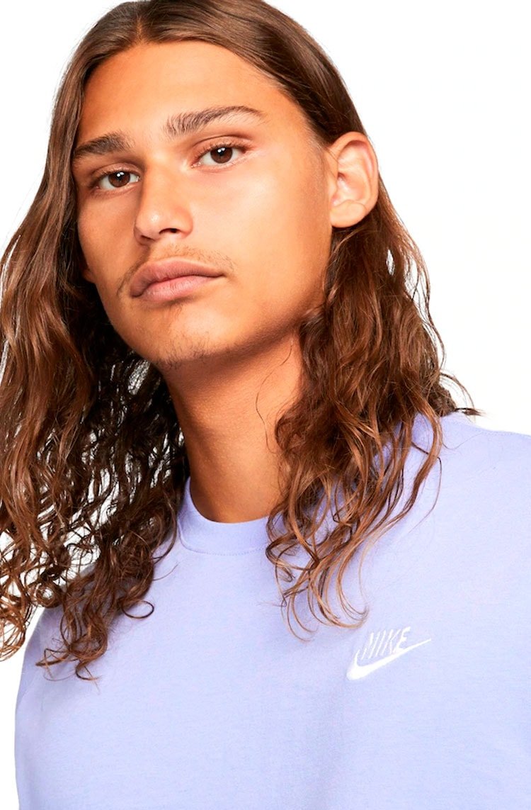 Camiseta Nike Sportswear Clube Roxo - NewSkull
