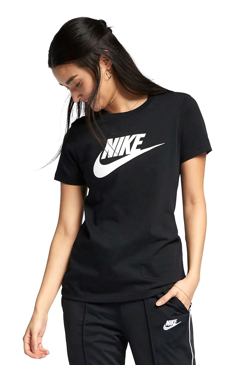 Camiseta NIKE Sportswear Essencial Feminina Preta/Branca - NewSkull
