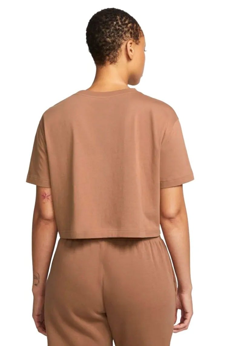 Camiseta Nike Sportswear Essential Feminina Marrom/Branco - NewSkull