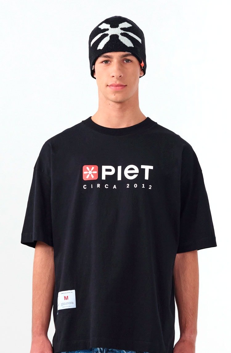 Camiseta Piet Circa Oversized Preto/Branco - NewSkull