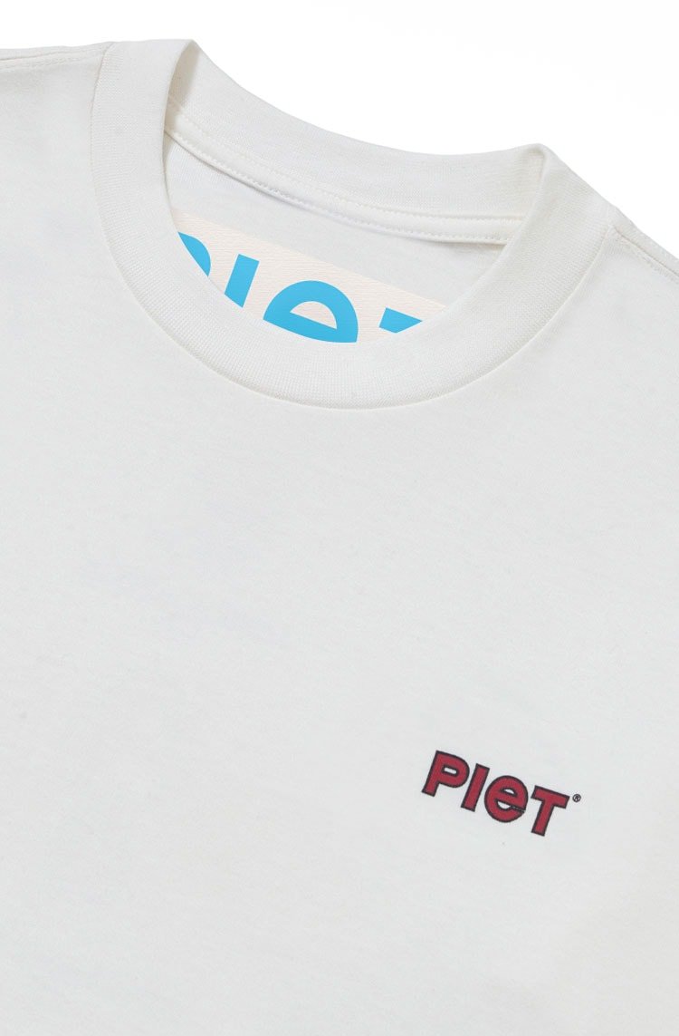 Camiseta Piet x Peanuts Snoopy Sk8 Branco - NewSkull