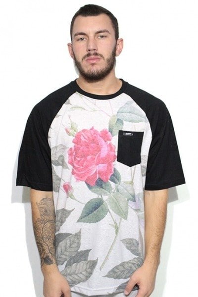 Camiseta Raglan Blunt Giant Flower - NewSkull